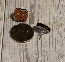 Load image into Gallery viewer, Pretzel & Beer Stud Earrings