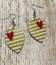 Load image into Gallery viewer, Gold &amp; White Stripes Heart Dangle Earrings
