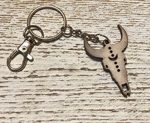 Load image into Gallery viewer, Cow Skull Keychain
